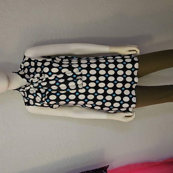 NINE WEST Polka Dot Mod Sleeveless Bowtie Keyhole Satin Top XL - Picture 3 of 10